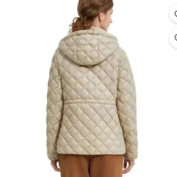 Orolay Women's Light Short Puffer Jacket Packable Stand Collar Down Jacket Sz XS - Picture 2 of 11